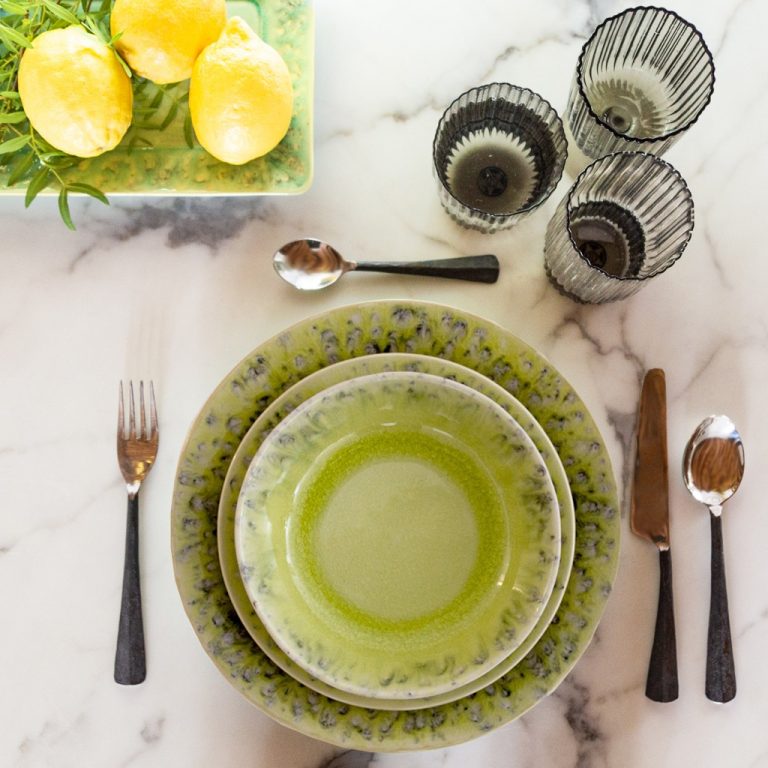 Bandeja rectangular verde lima pequeña, 33.5x17,5 cm - Tristan Domecq