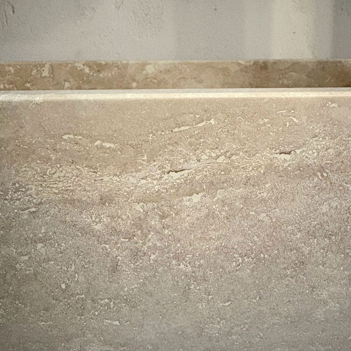 Caja decorativa de travertino romano - Imagen 3