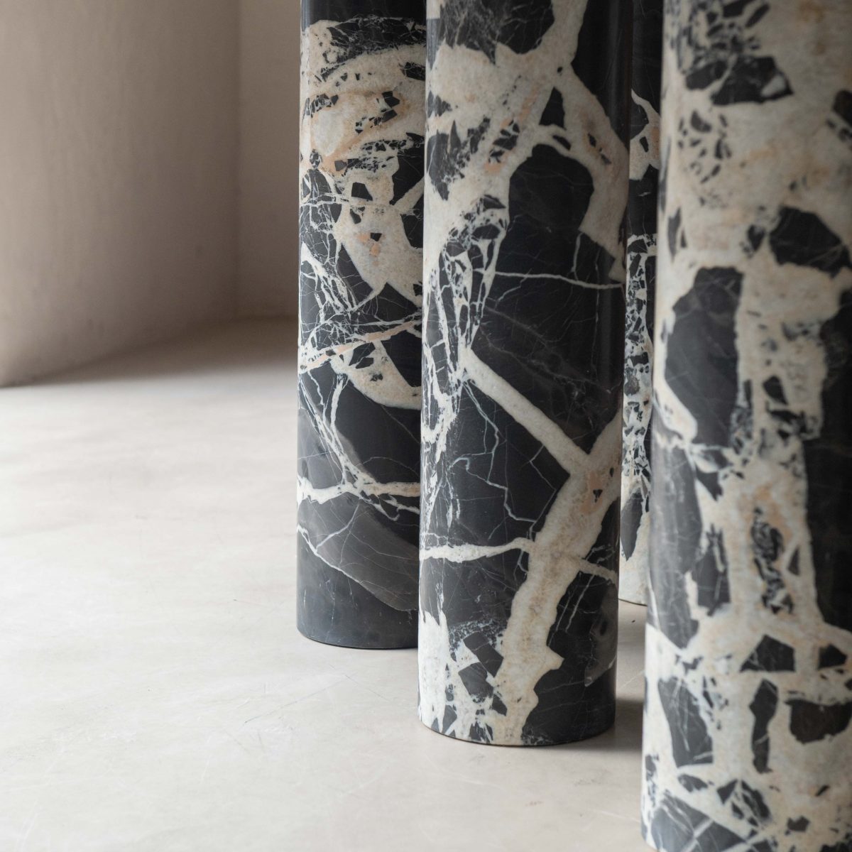 Mesa de comedor de mármol negro Napoleón - Imagen 3