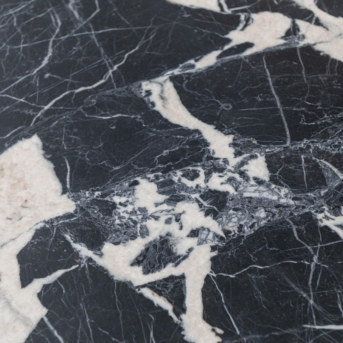 Mesa de comedor de mármol negro Napoleón - Imagen 6