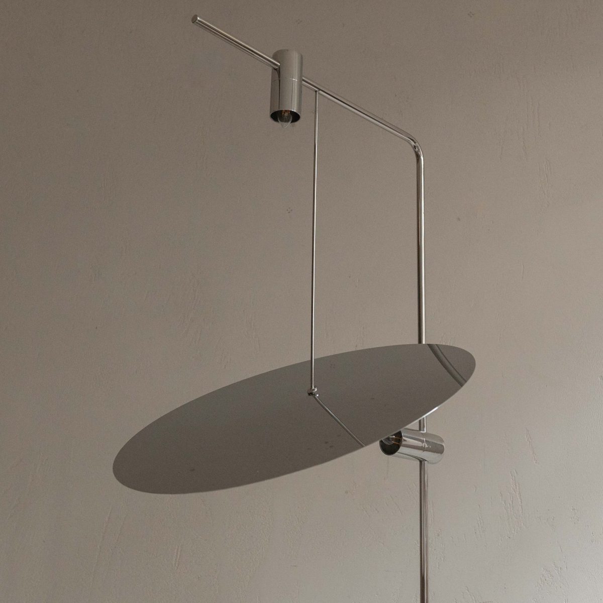 Lámpara de pie acabado cromo - Imagen 2