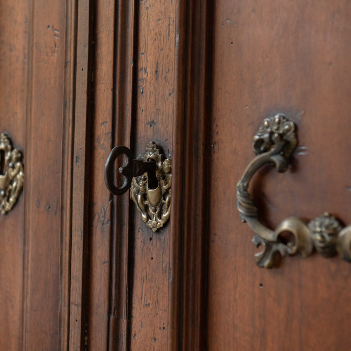 Armario origen Lombardía del siglo XVII - Imagen 4