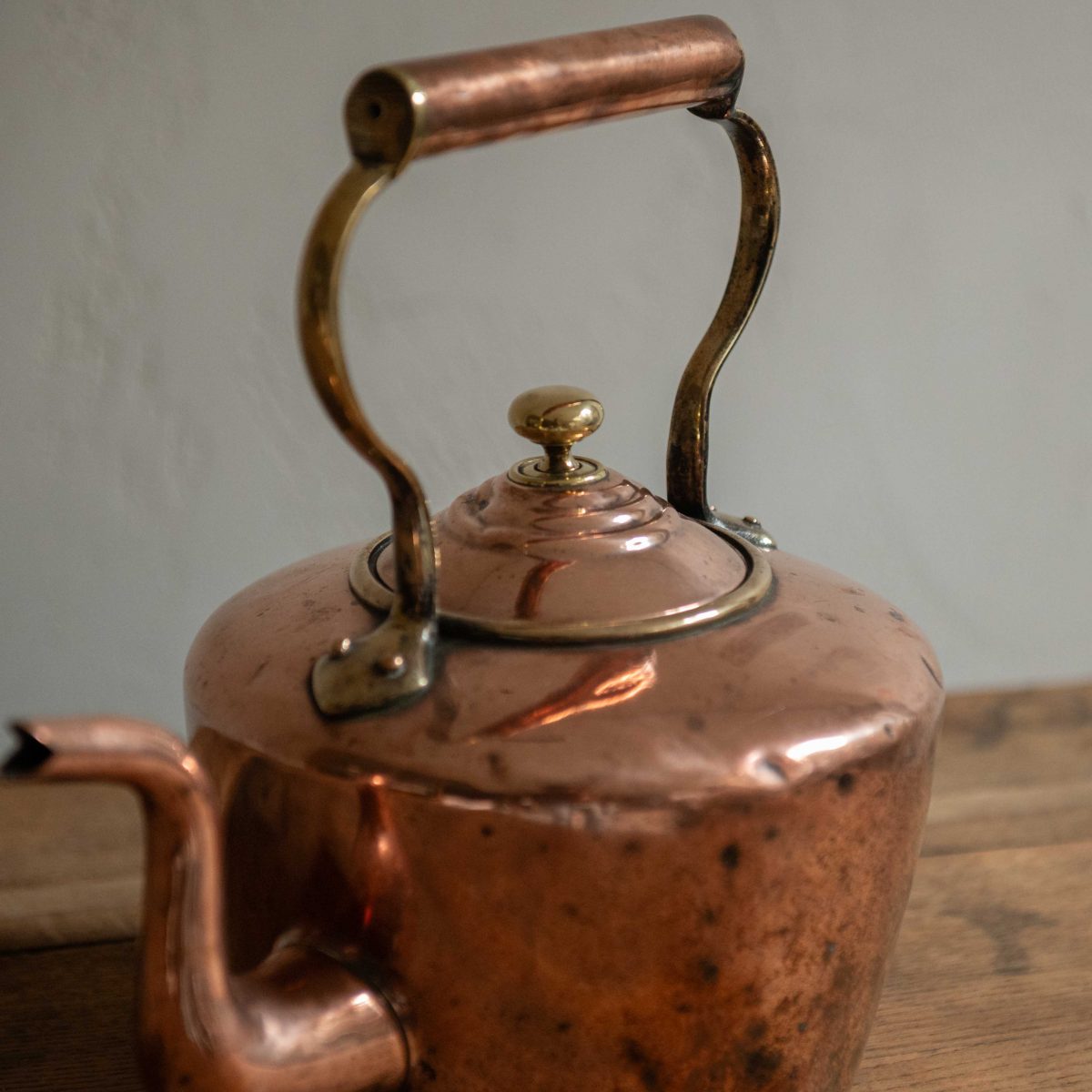 Tetera antigua de cobre - Imagen 3