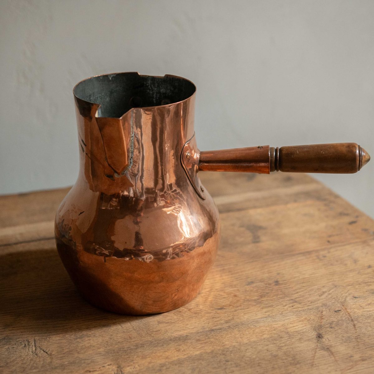 Jarra antigua de cobre - Imagen 2