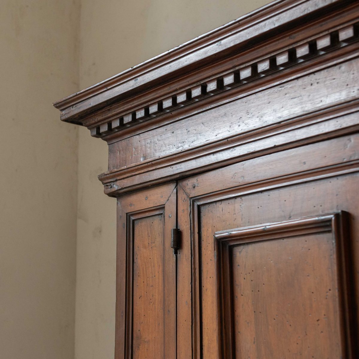 Armario origen Lombardía del siglo XVII - Imagen 6