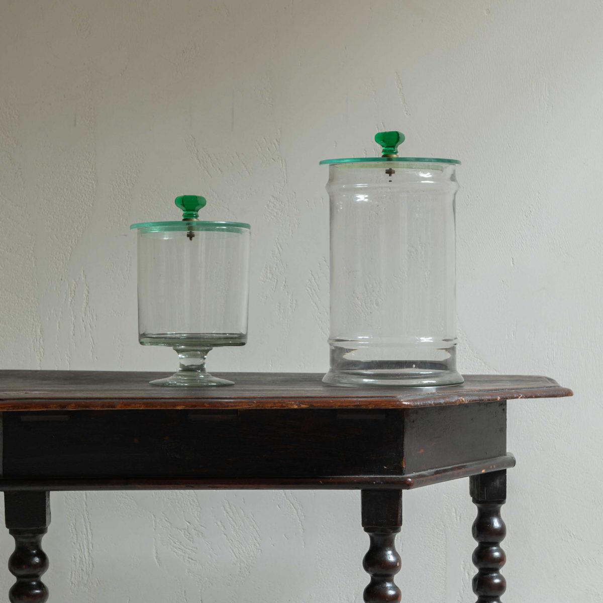 Pareja de botes de cristal franceses