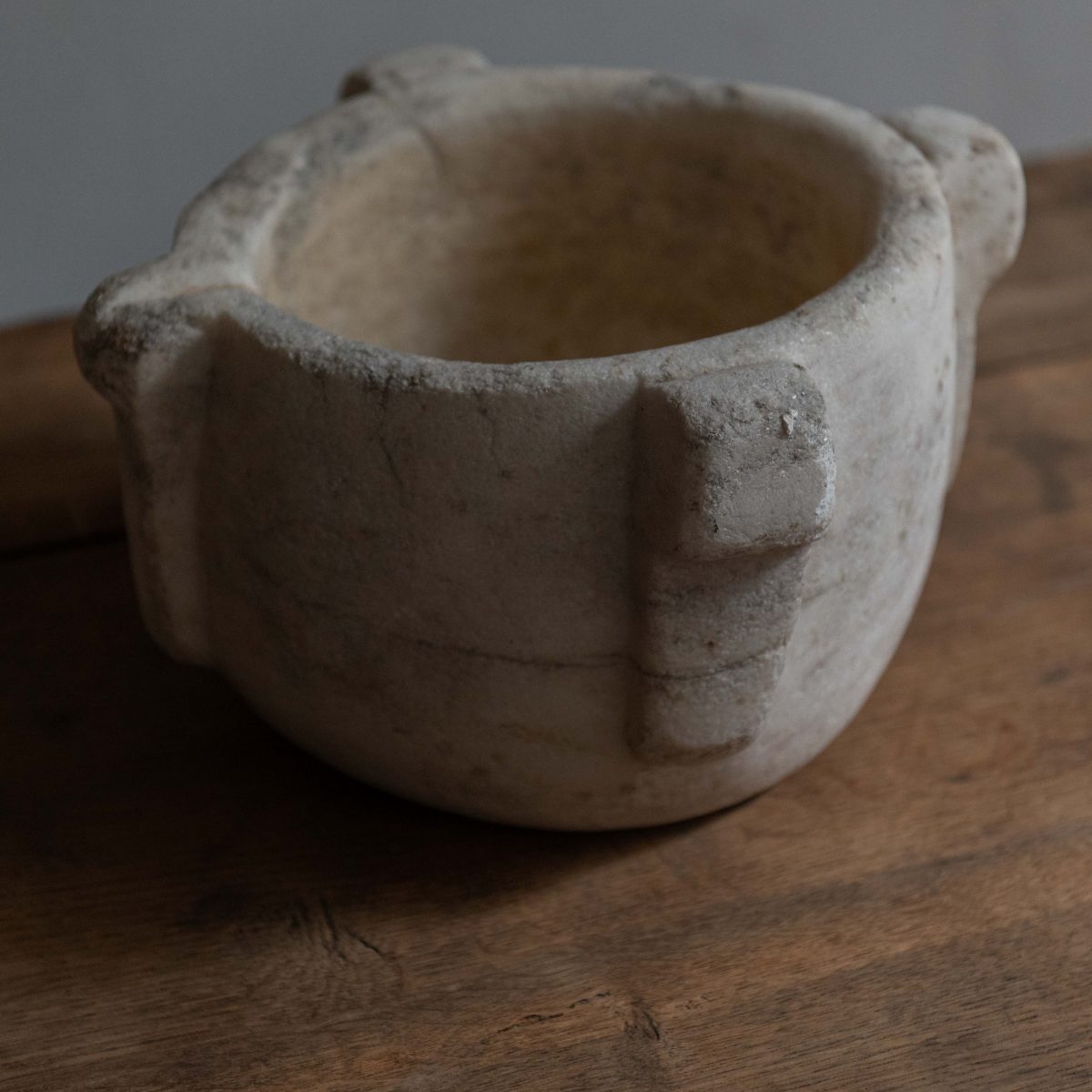 Mortero de piedra natural del siglo XVIII - Imagen 3