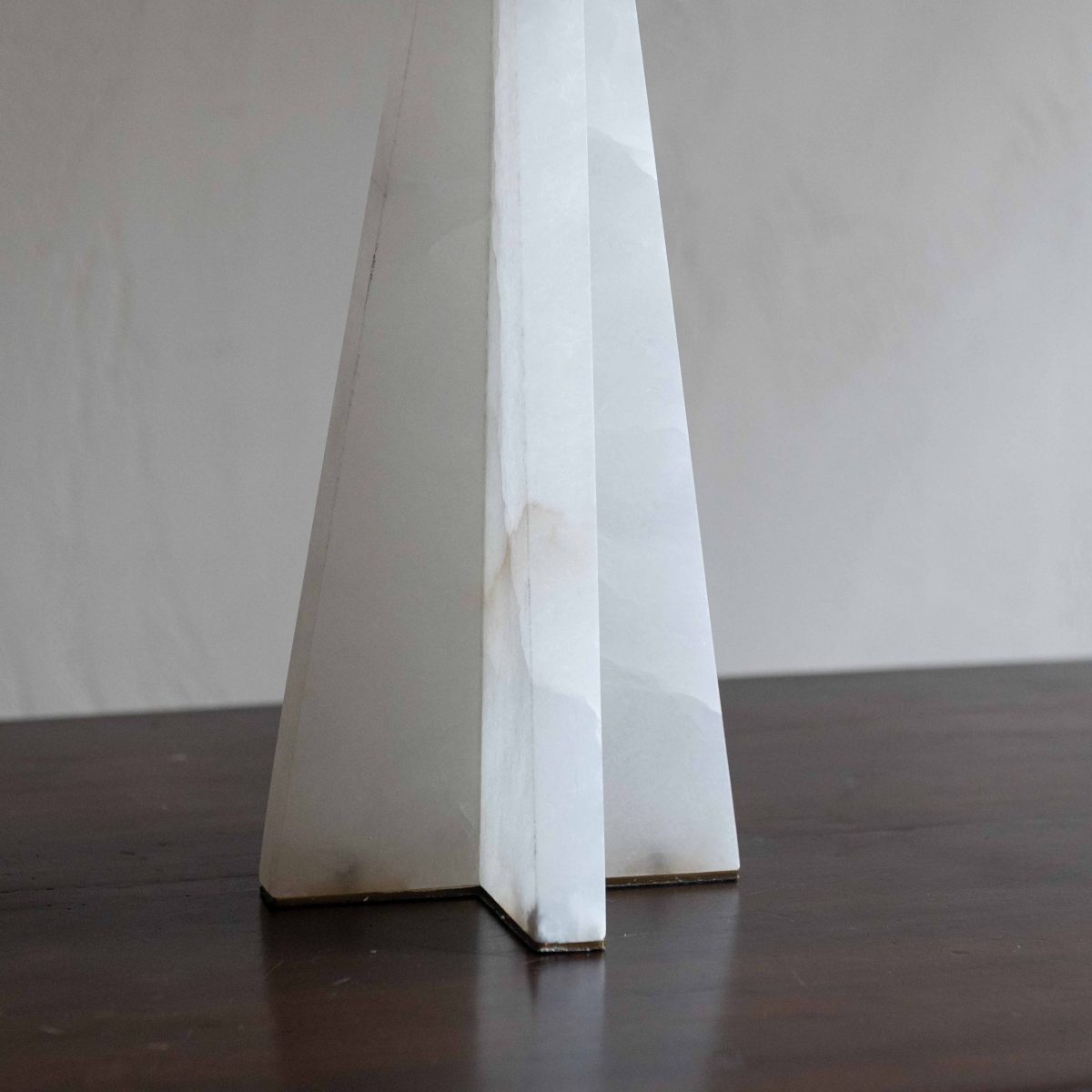 Lámpara de mesa de alabastro con pantalla de lino - Imagen 3