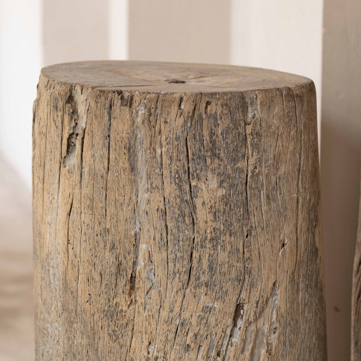 Peana antigua de madera S - Imagen 2