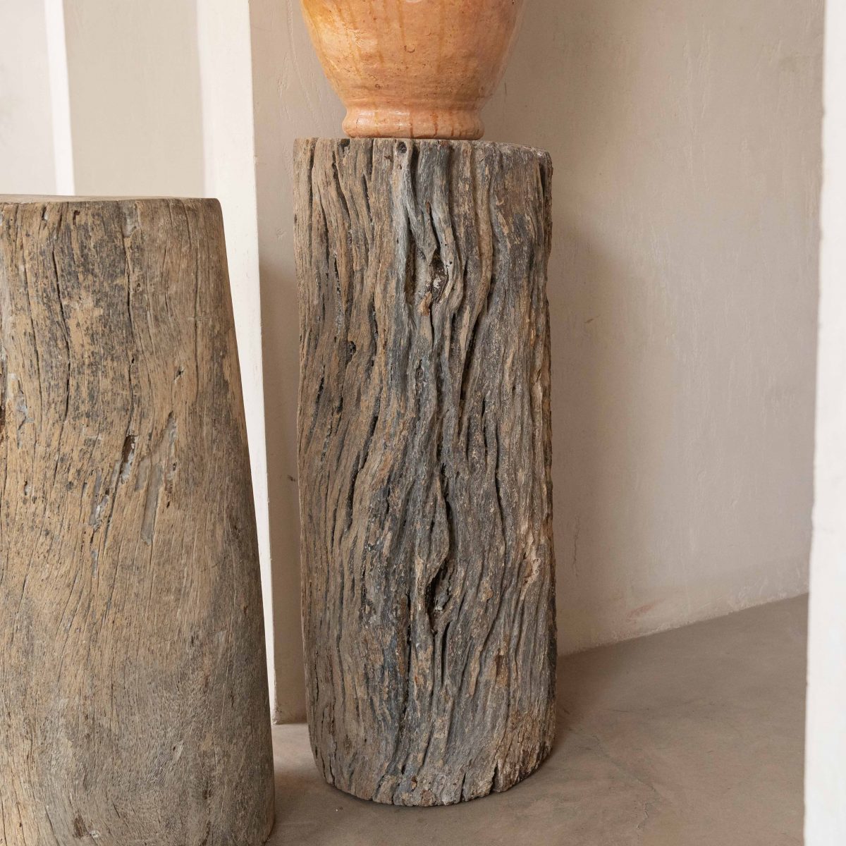 Peana antigua de madera L - Imagen 5