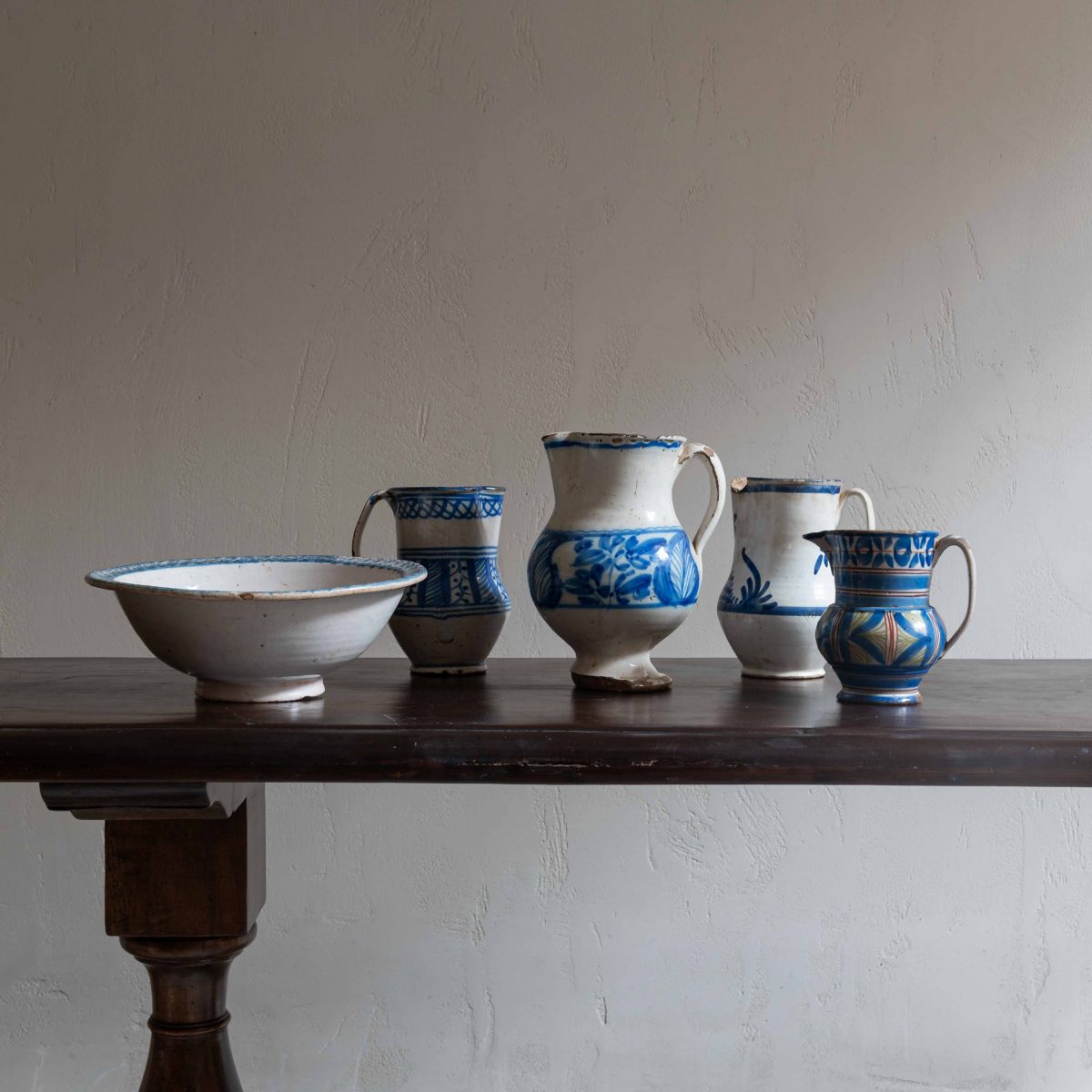 Jarra de cerámica levantina siglo XIX blanca M - Imagen 6