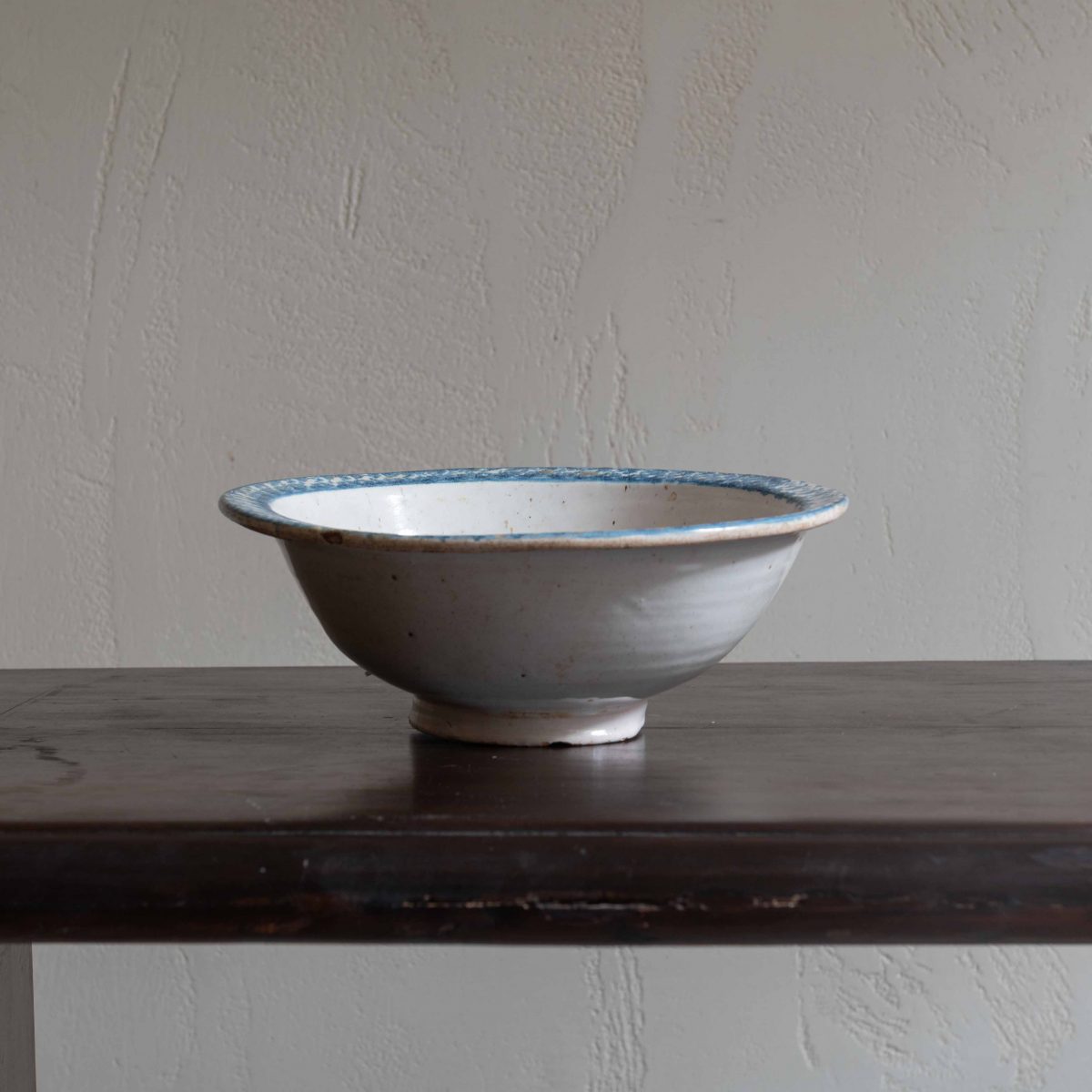 Jofaina de cerámica levantina del siglo XIX